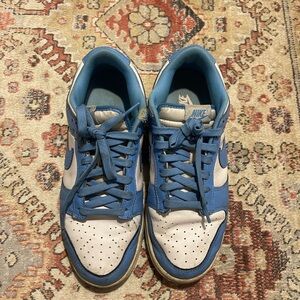 Nike Dunk Low ‘University Blue’